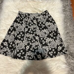 Black & White Floral Print Skirt